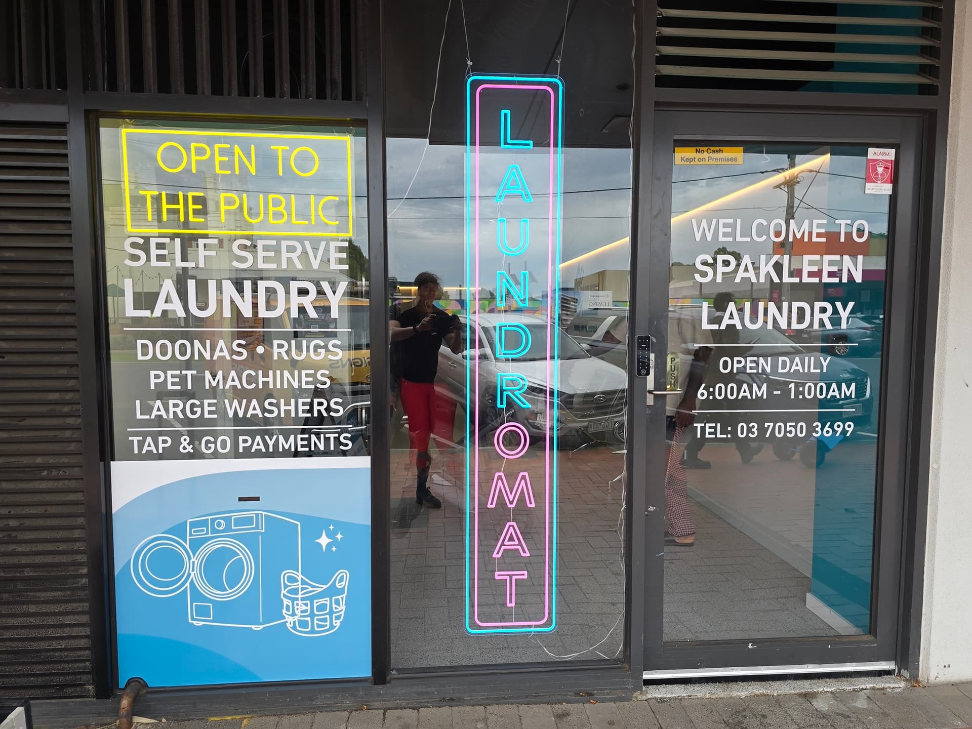Spakleen laundromat shopfront in Werribee
